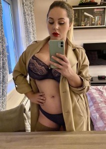 Фото проститутки Лора №3 в городе Кальмиусское